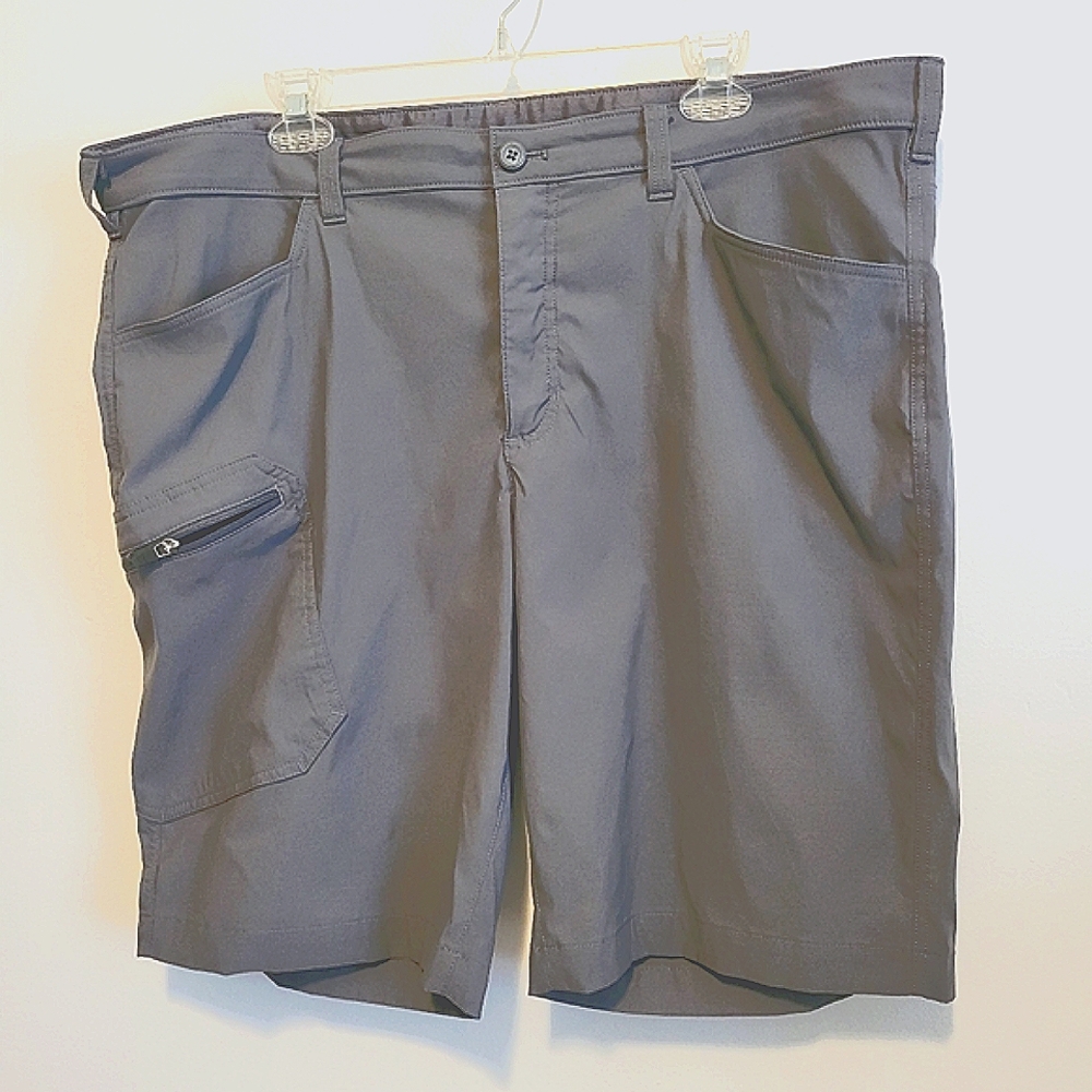 Men's Gray Shorts